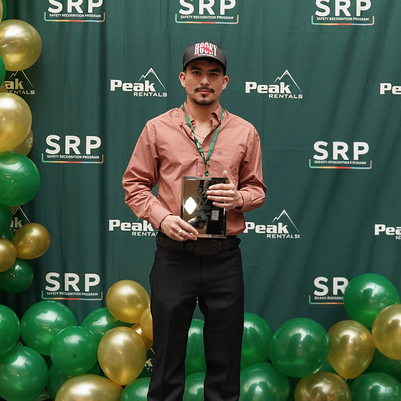 jeffrey arita at SRP event holding award