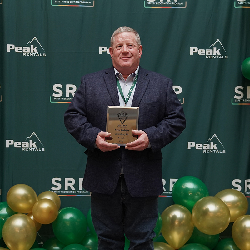 kevin rudolph at SRP event holding award