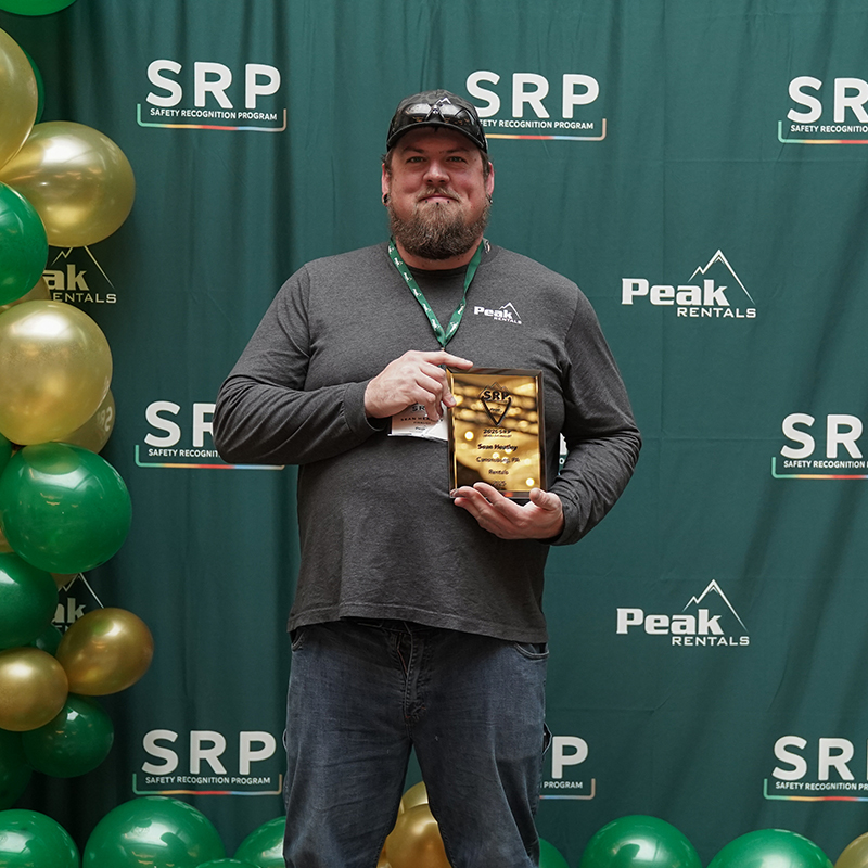 sean heatley at SRP event holding award
